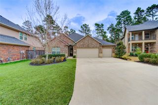 210 Elianne Lace Court, Conroe, TX 77318