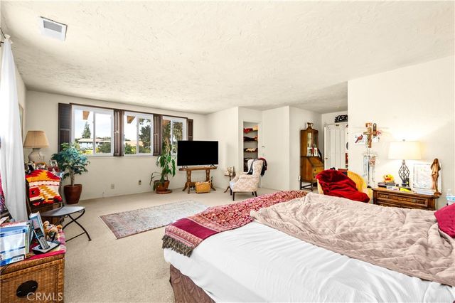 53 Flintlock Lane, Bell Canyon, CA 91307