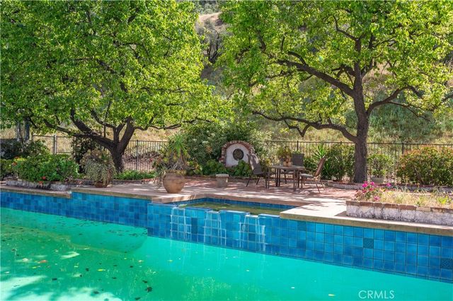 53 Flintlock Lane, Bell Canyon, CA 91307