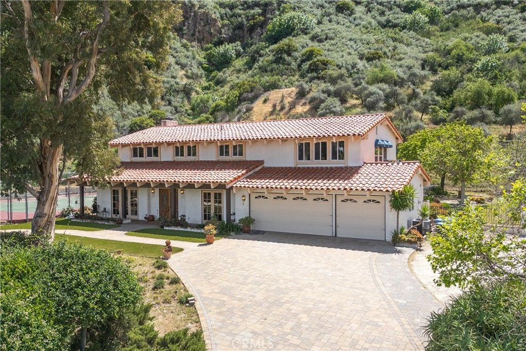 53 Flintlock Lane, Bell Canyon, CA 91307