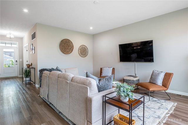 1984 Cruden Bay Way, Miamisburg, OH 45342