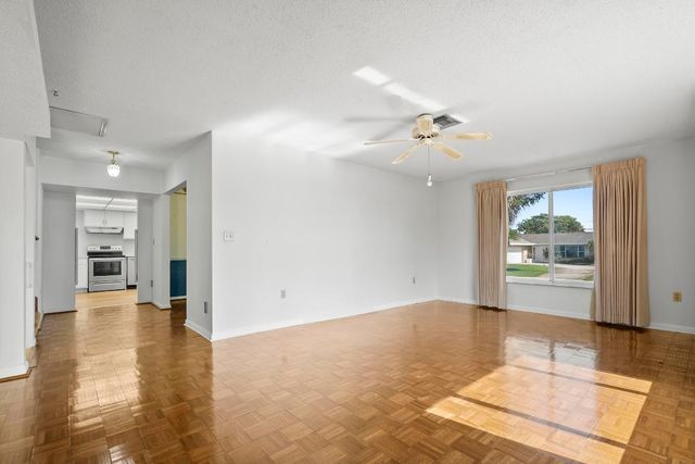 3905 Flag Drive, Palm Beach Gardens, FL 33410