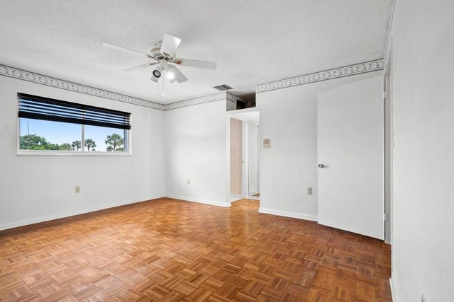 3905 Flag Drive, Palm Beach Gardens, FL 33410