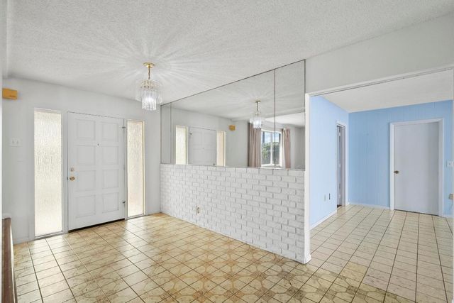 3905 Flag Drive, Palm Beach Gardens, FL 33410