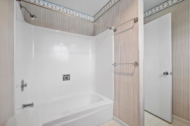 3905 Flag Drive, Palm Beach Gardens, FL 33410