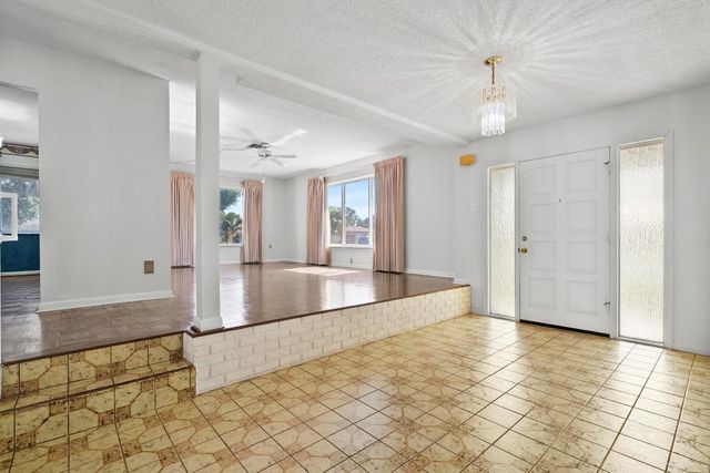 3905 Flag Drive, Palm Beach Gardens, FL 33410