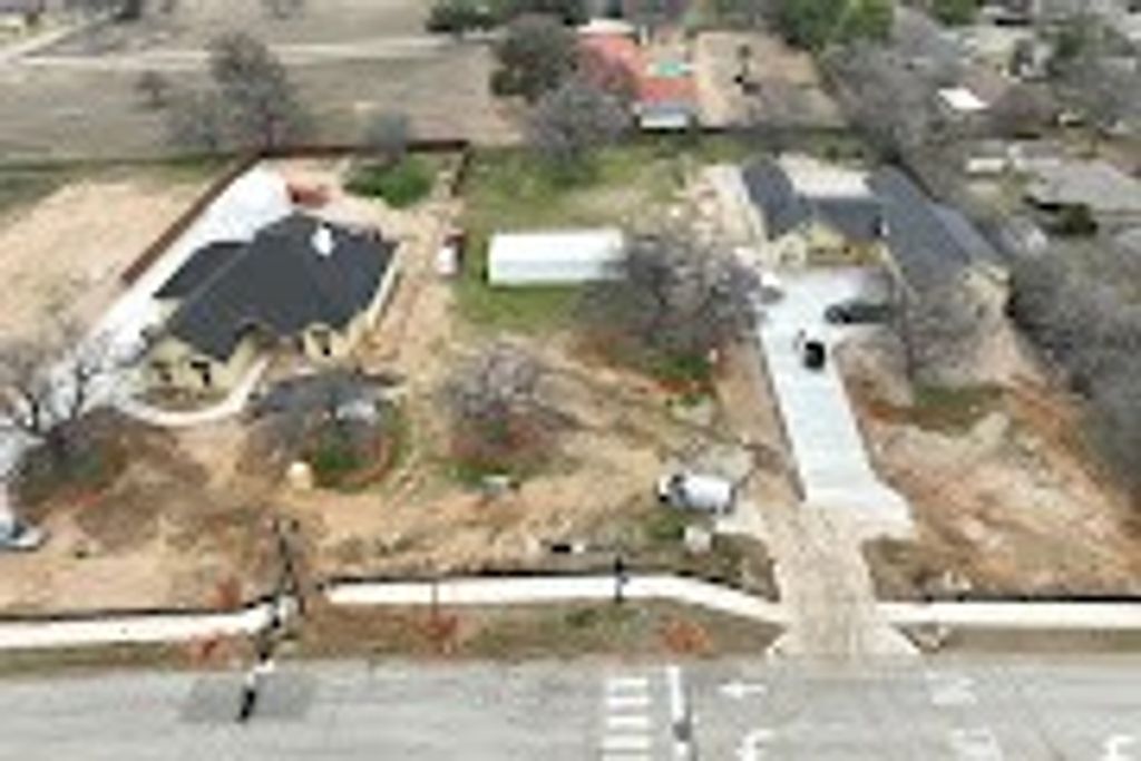 7521 Chapman Rd, North Richland Hills, TX 76182
