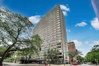 2930 N SHERIDAN Road 2111, Chicago, IL 60657