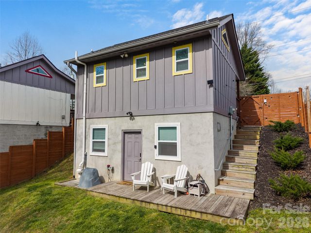175 Duckworth Avenue A and B, Brevard, NC 28712