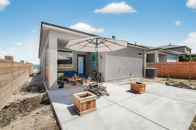 4904 LONG'S PEAK Road NE, Rio Rancho, NM 87144