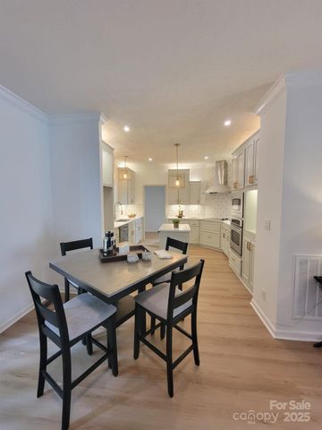 261 Lone Laurel Trail, Hendersonville, NC 28792