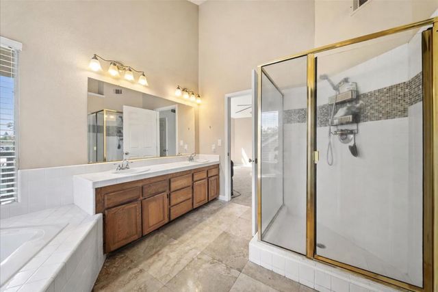 6012 Laguna Park Dr, Elk Grove, CA 95758