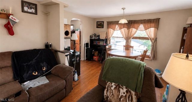 375 E Huston Street, Barberton, OH 44203
