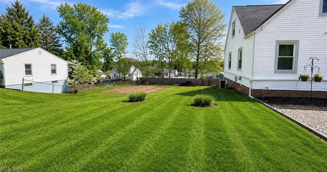 375 E Huston Street, Barberton, OH 44203
