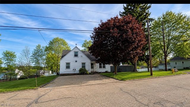 375 E Huston Street, Barberton, OH 44203