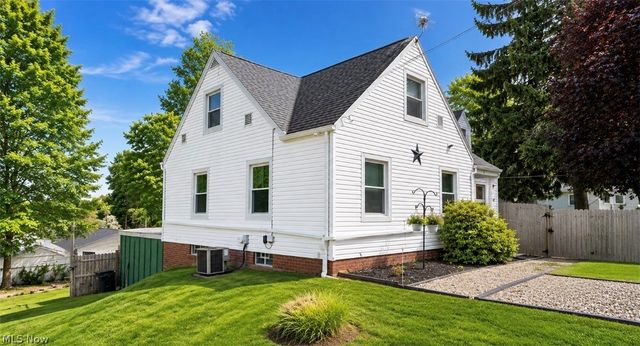 375 E Huston Street, Barberton, OH 44203