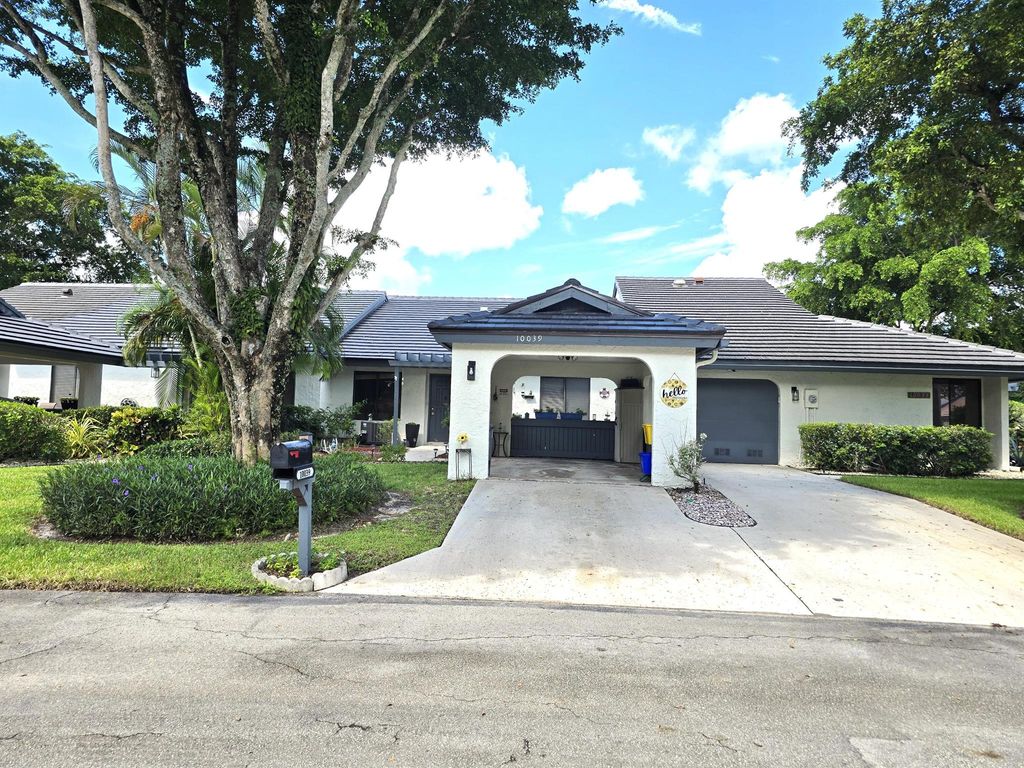10039 Hickorywood Place, Boynton Beach, FL 33437