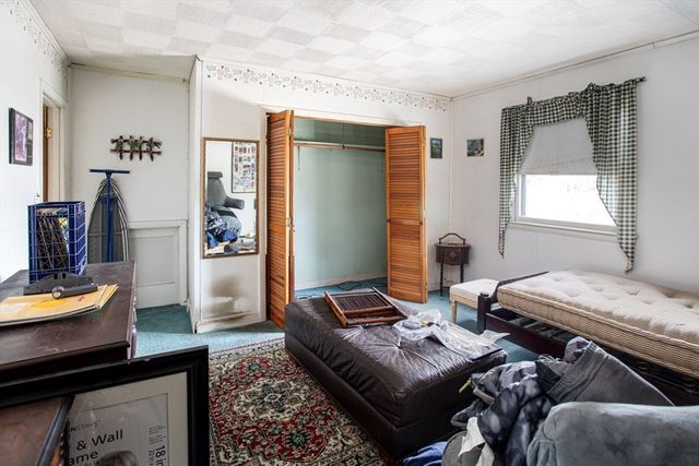 76 Foundry St, Easton, MA 02375