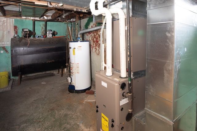 76 Foundry St, Easton, MA 02375