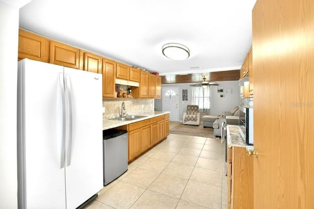 304 4TH AVENUE NW, Ruskin, FL 33570