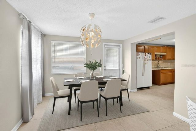 304 4TH AVENUE NW, Ruskin, FL 33570