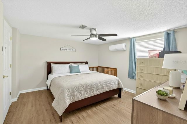 304 4TH AVENUE NW, Ruskin, FL 33570
