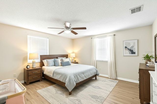 304 4TH AVENUE NW, Ruskin, FL 33570