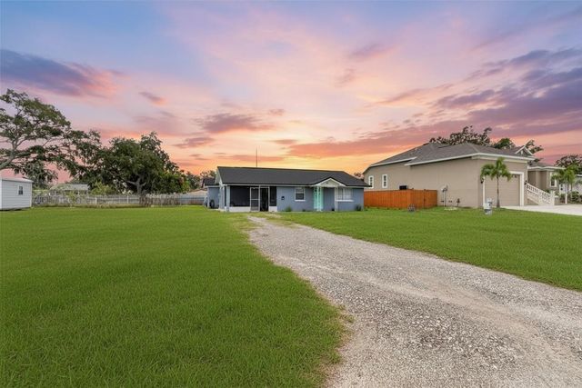 304 4TH AVENUE NW, Ruskin, FL 33570