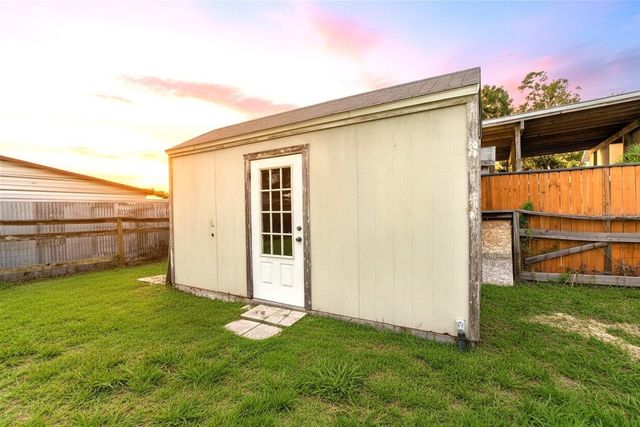 304 4TH AVENUE NW, Ruskin, FL 33570