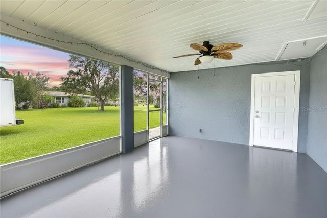 304 4TH AVENUE NW, Ruskin, FL 33570