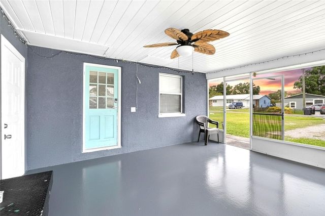 304 4TH AVENUE NW, Ruskin, FL 33570
