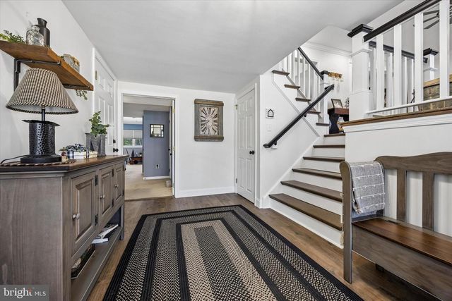 37 SUNNYBROOK RD, Stratford, NJ 08084