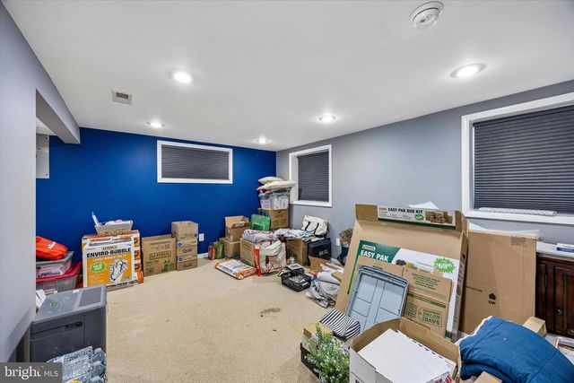 37 SUNNYBROOK RD, Stratford, NJ 08084