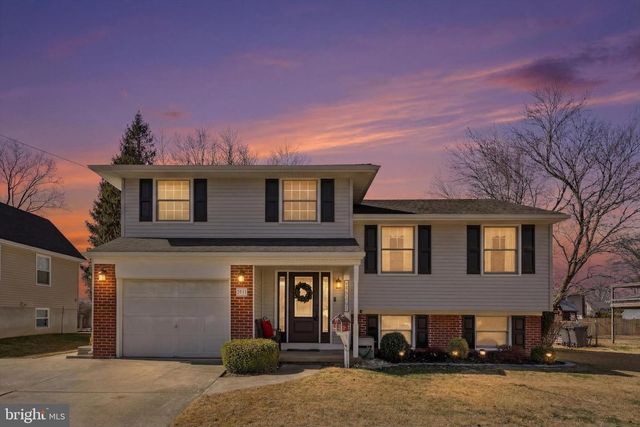 37 SUNNYBROOK RD, Stratford, NJ 08084