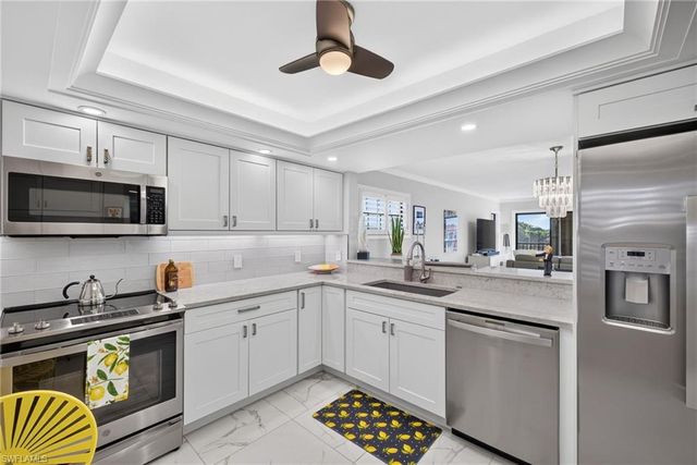 6060 PELICAN BAY BLVD 505, Naples, FL 34108
