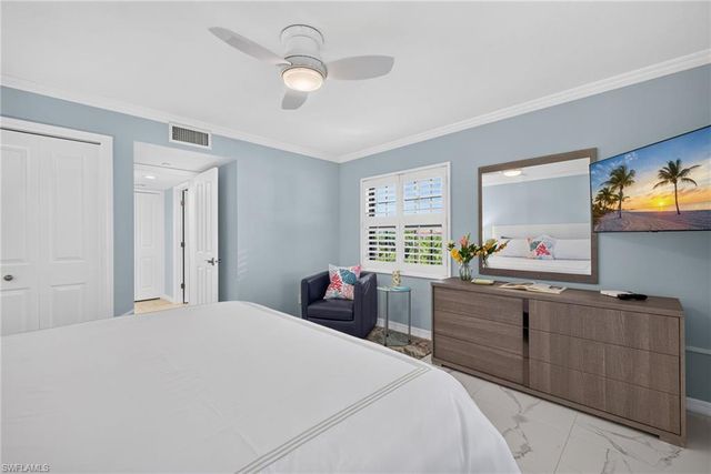 6060 PELICAN BAY BLVD 505, Naples, FL 34108