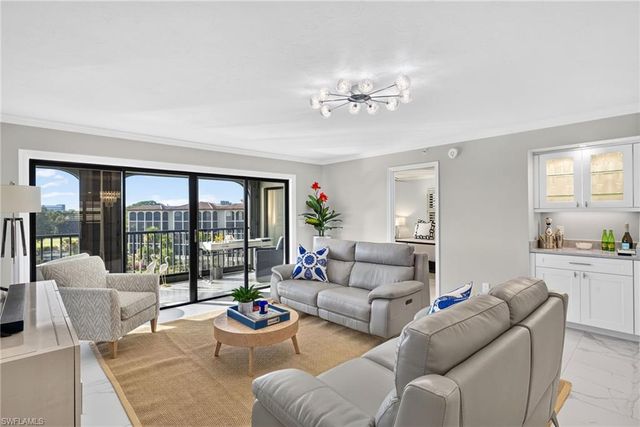 6060 PELICAN BAY BLVD 505, Naples, FL 34108