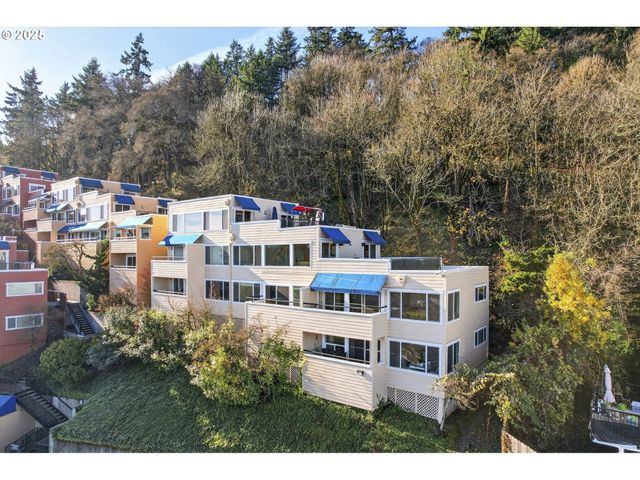 3515 Sw BARBUR Blvd R-2, Portland, OR 97239