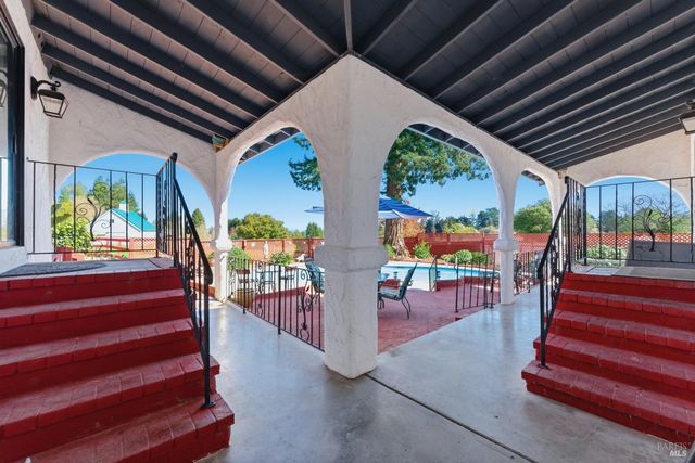 5174 Blank Rd, Sebastopol, CA 95472