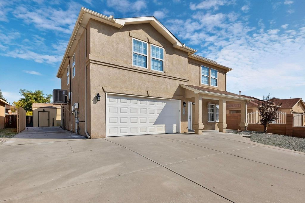 7001 Zinnia NW, Albuquerque, NM 87121