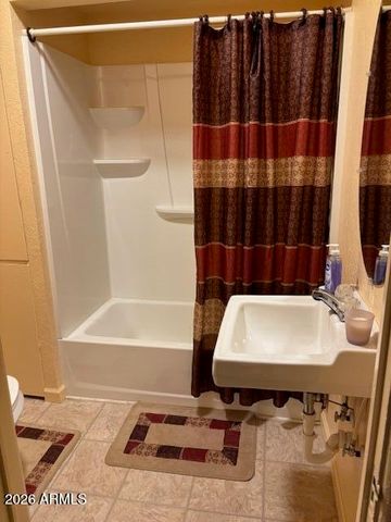 120 W Fourth St -- S, St Johns, AZ 85936