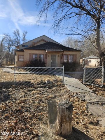 120 W Fourth St -- S, St Johns, AZ 85936