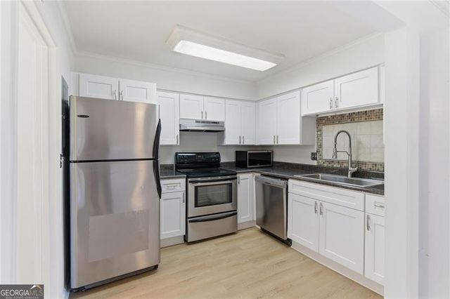 6520 Roswell Road 79, Sandy Springs, GA 30328