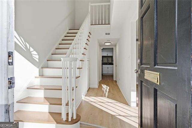 6520 Roswell Road 79, Sandy Springs, GA 30328