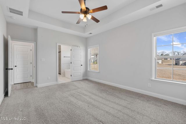 1802 Millers Cove, Nesbit, MS 38651