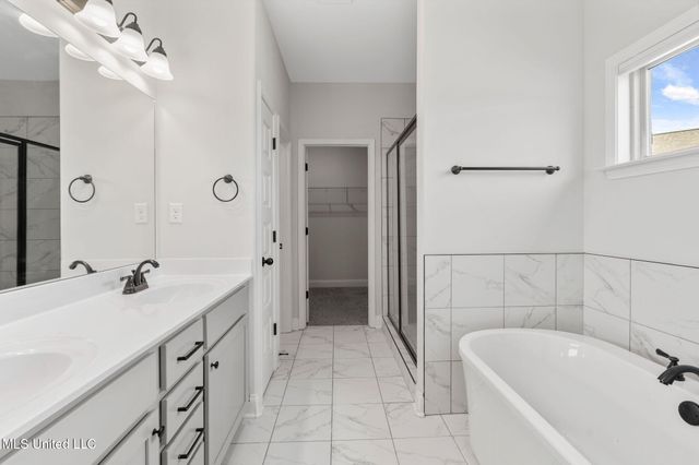 1802 Millers Cove, Nesbit, MS 38651