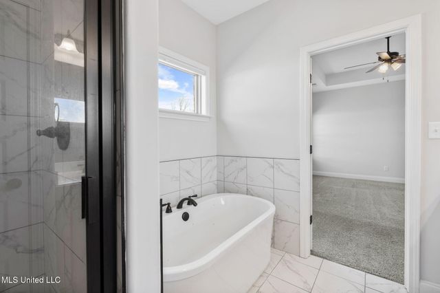 1802 Millers Cove, Nesbit, MS 38651