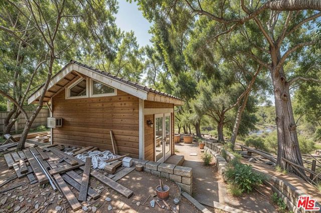 2344 Laguna Circle Drive, Agoura, CA 91301