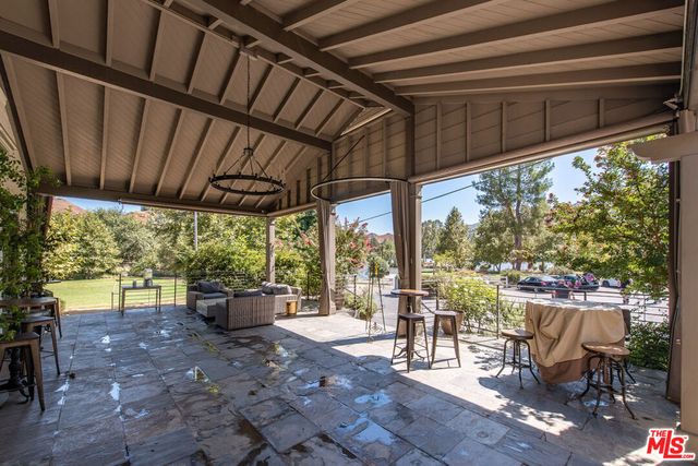 2344 Laguna Circle Drive, Agoura, CA 91301