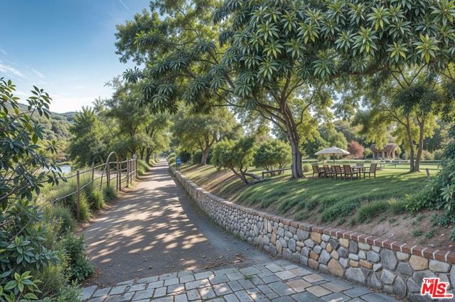 2344 Laguna Circle Drive, Agoura, CA 91301